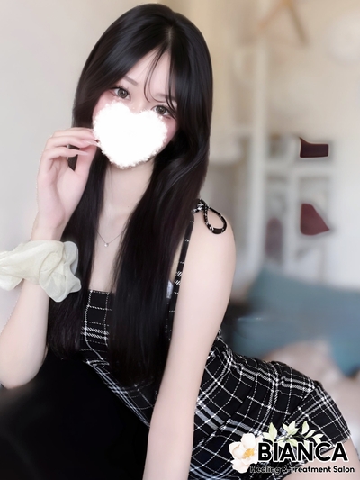彩瀬 なぎささんの写真